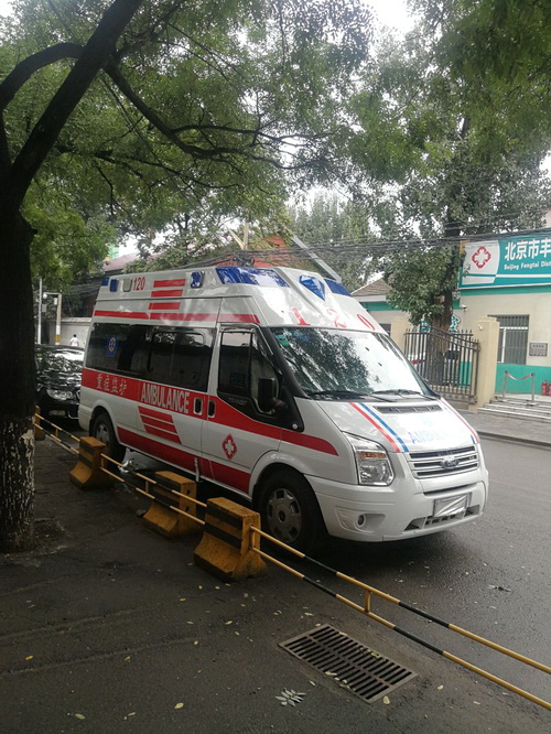 长沙出租急救车联系电话