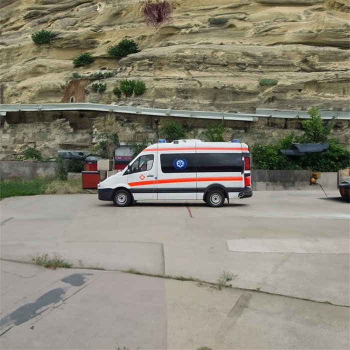 长沙租赁救护车电话号码