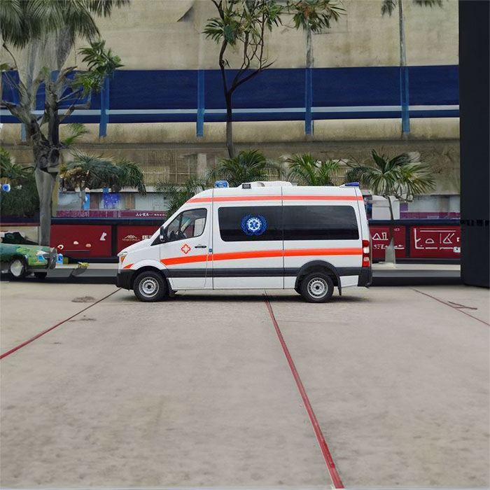 长沙出租私人救护车联系电话