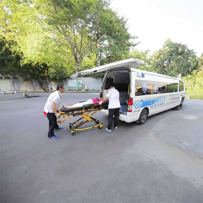 长沙出租私人救护车联系方式