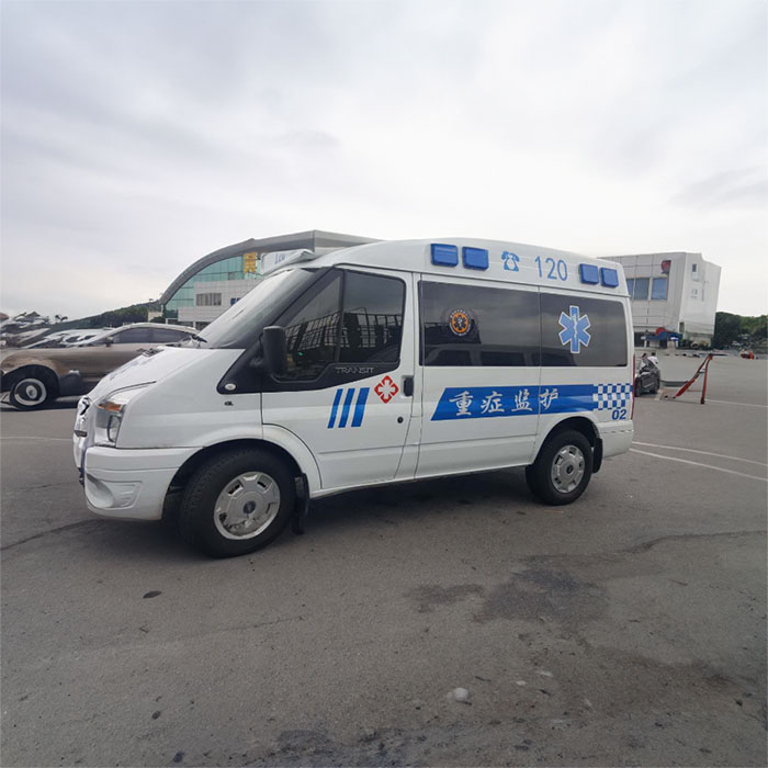 长沙出租救护车联系电话