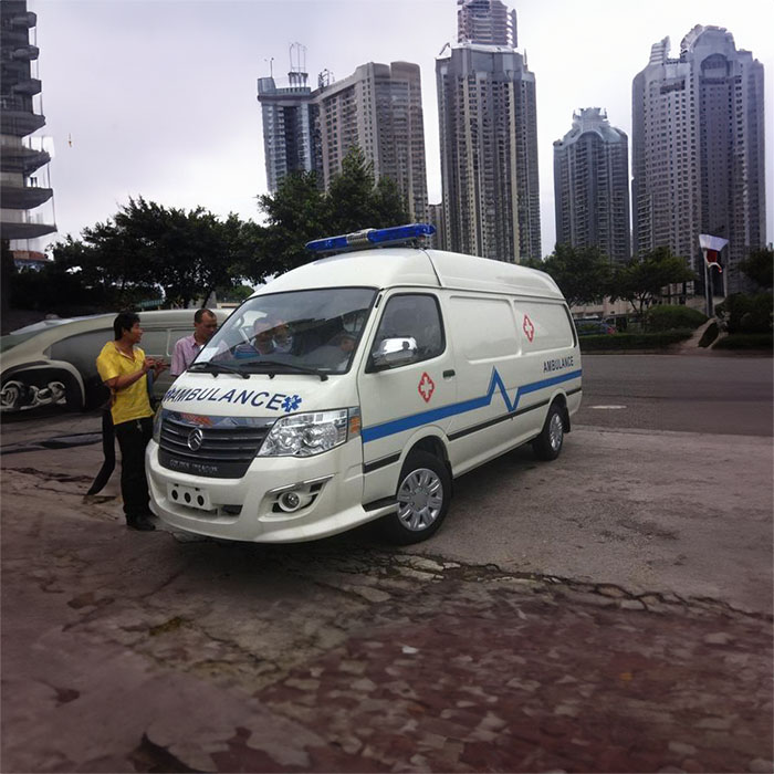 长沙租赁私人救护车联系电话