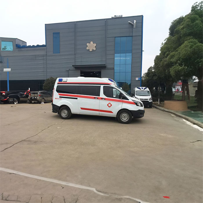 长沙出租救护车联系电话