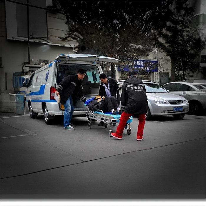 长沙出租私人救护车电话