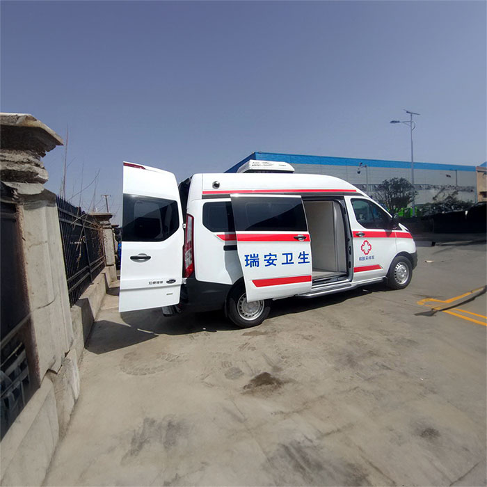 长沙租赁救护车电话号码