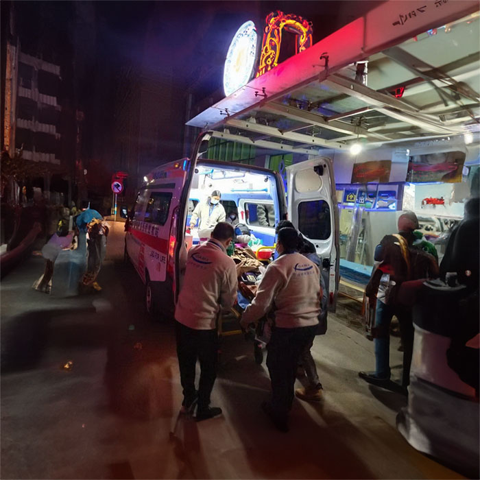 长沙租赁救护车电话号码