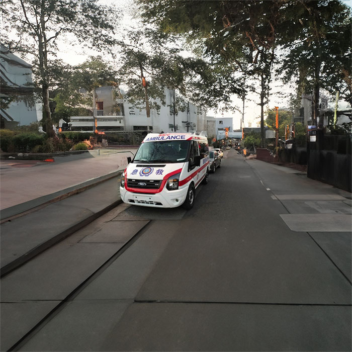 长沙租赁私人救护车联系电话