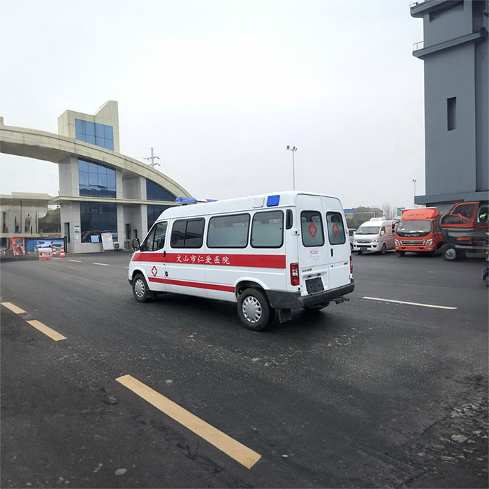 长沙租赁救护车电话