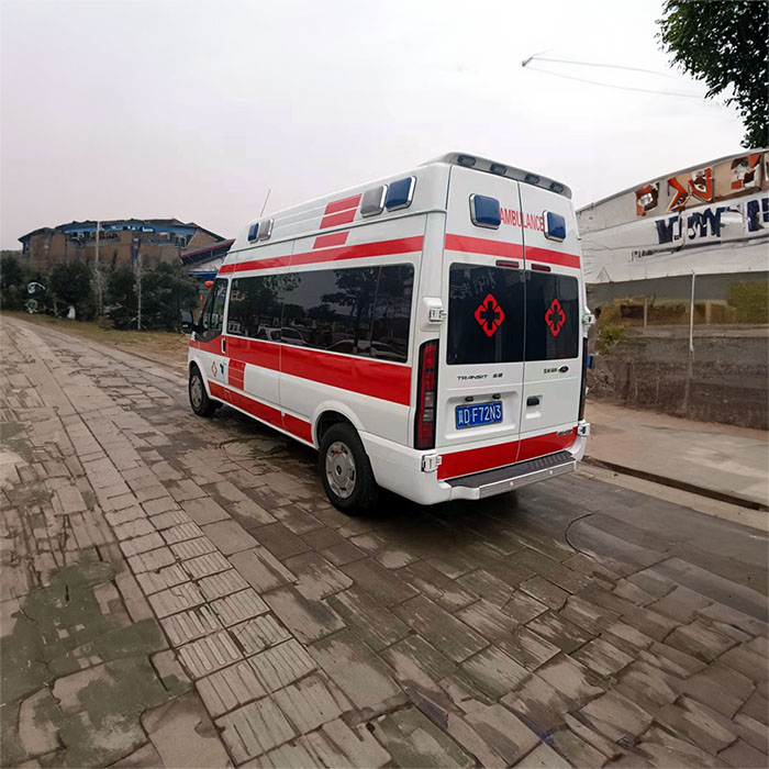 长沙租赁私人救护车电话号码