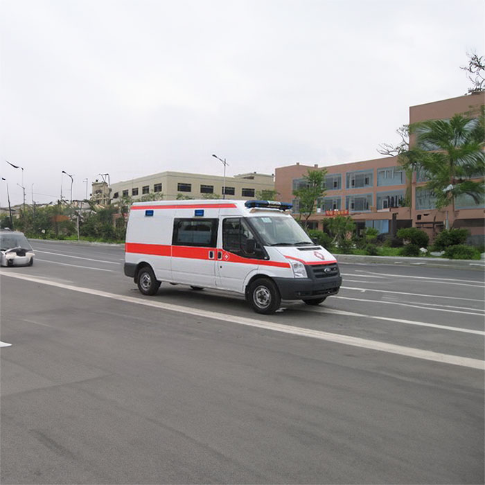 长沙租赁私人救护车联系电话