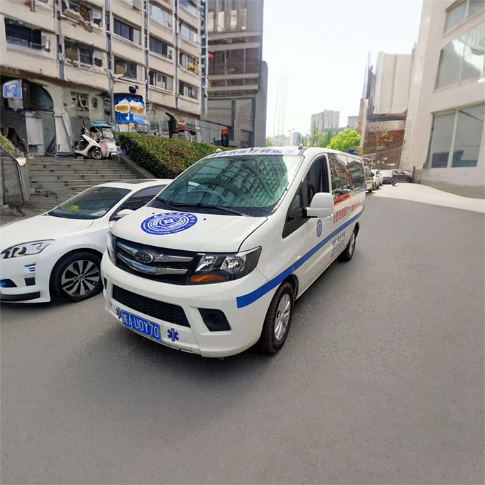 长沙租赁救护车电话号码