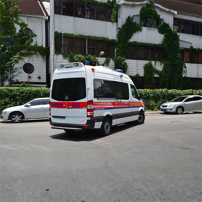 长沙出租急救车电话