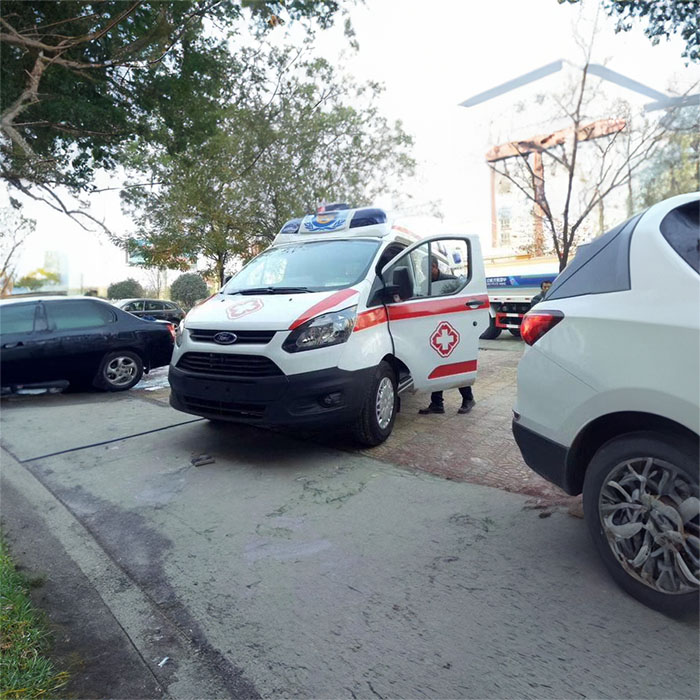 长沙租赁私人救护车