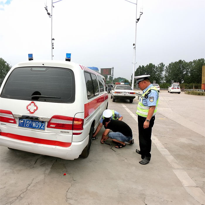 长沙出租私人救护车电话