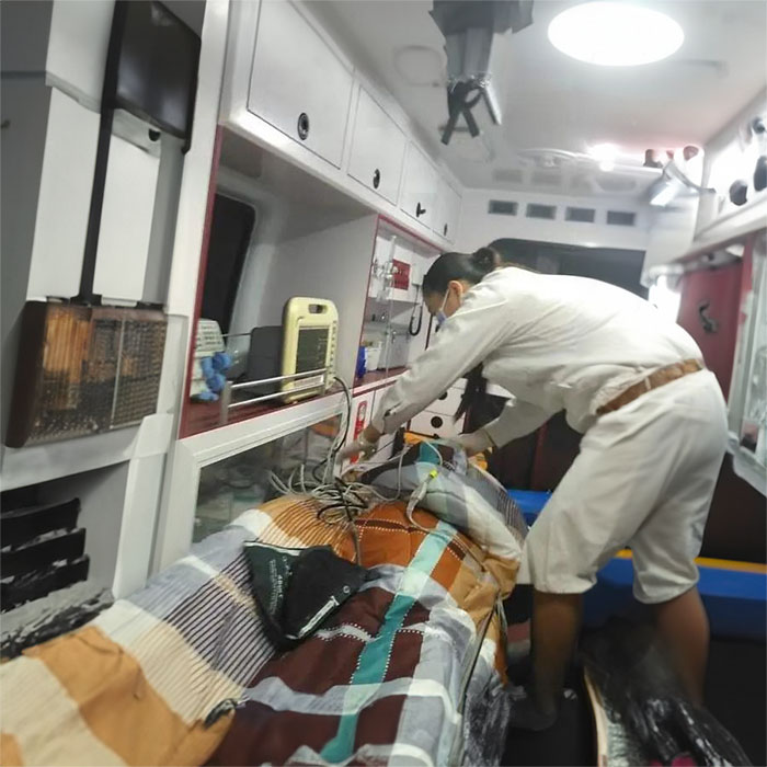 长沙租赁救护车电话