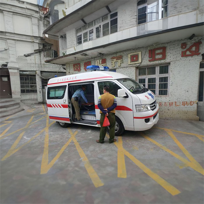 长沙租赁私人救护车联系电话