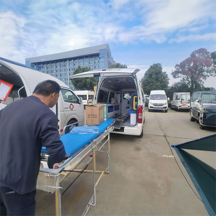 长沙出租私人救护车电话