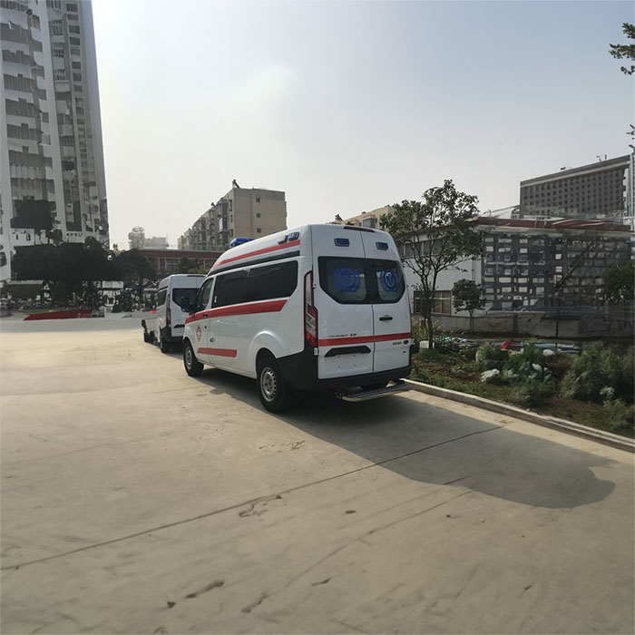长沙出租私人救护车电话