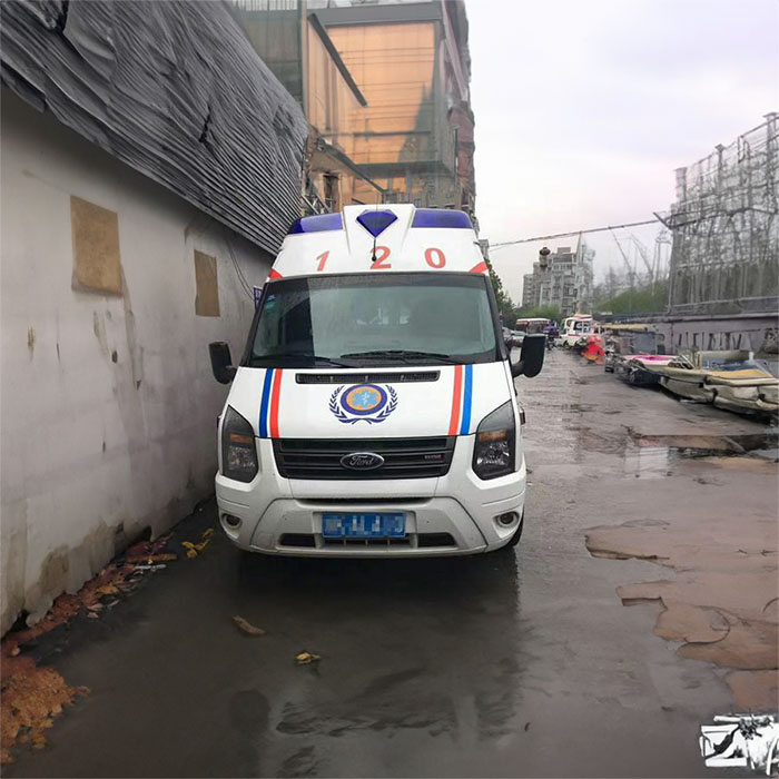 长沙出租救护车联系电话