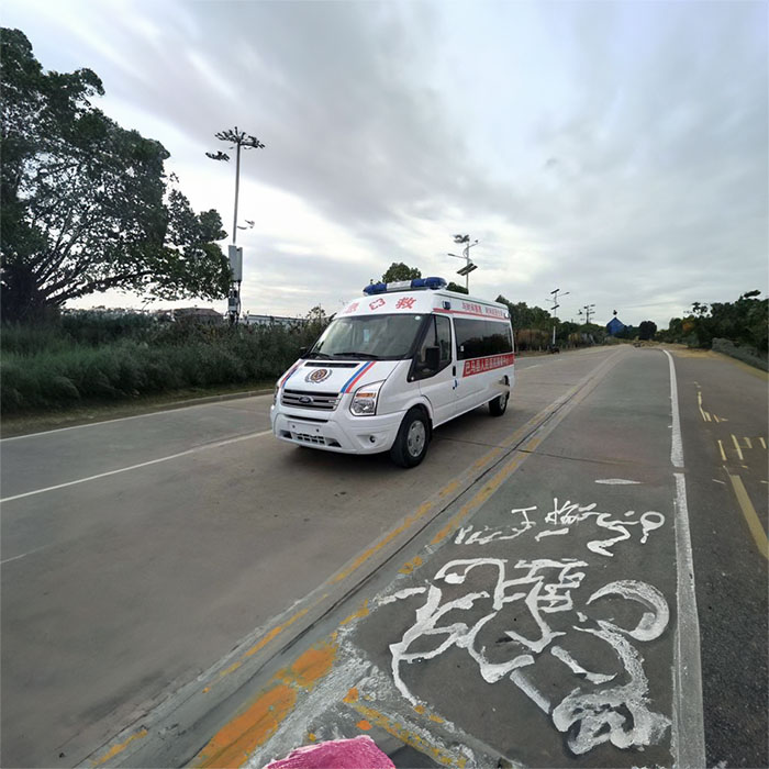长沙租赁救护车电话