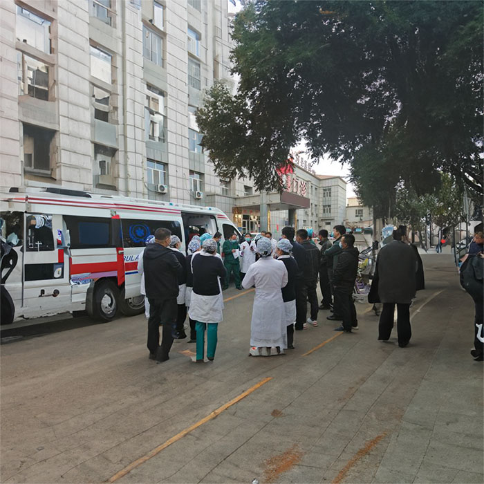长沙出租救护车联系方式
