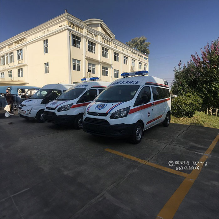长沙租赁救护车电话号码