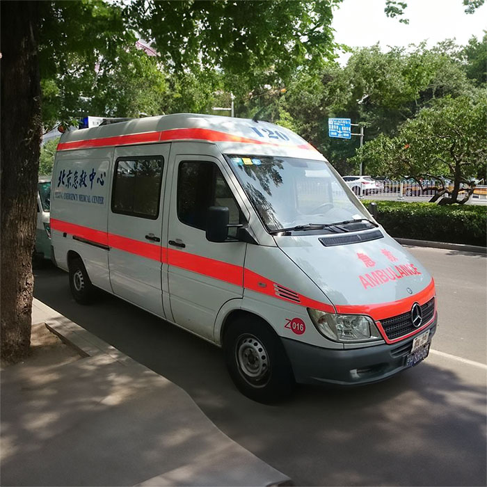 长沙租赁救护车电话号码