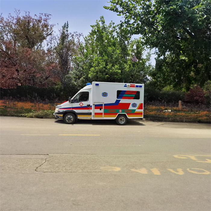 长沙出租私人救护车电话号码
