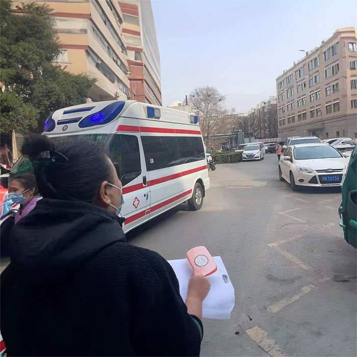 长沙出租急救车联系电话