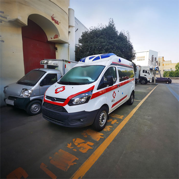 长沙租赁救护车电话号码