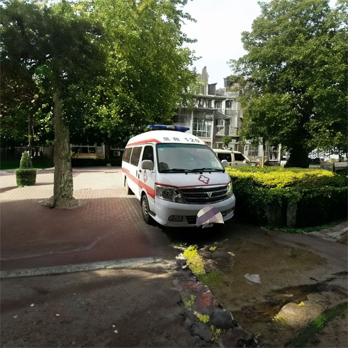长沙租赁救护车电话